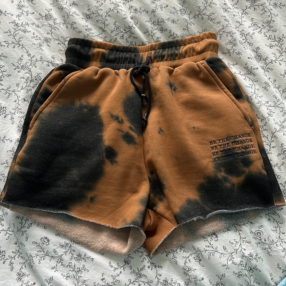 Balance (vitality) athletica shorts!
